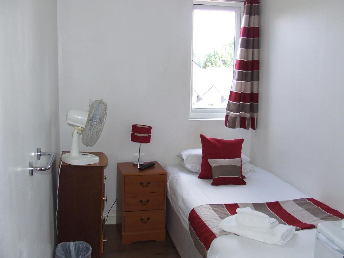 Alexandra Guest House Hemel Hempstead Room photo